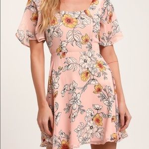 Lulus flower dress with tie back